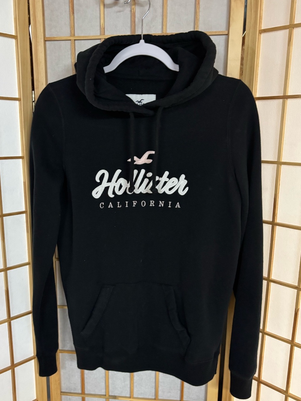 Hollister Black Crewneck Hoodie with White Logo NEW WITHOUT TAGS